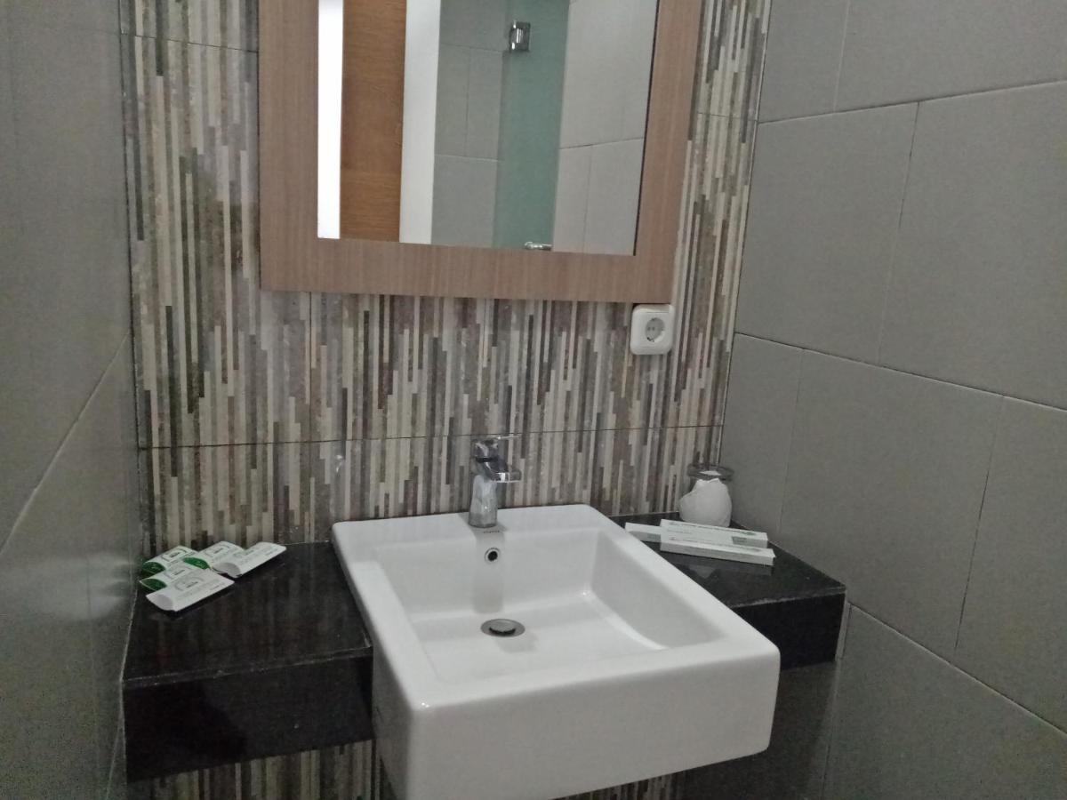 Hotel Graha Widjaja Puncak Exterior foto