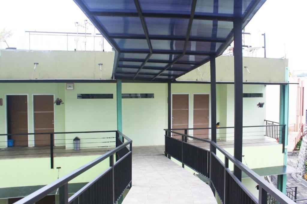 Hotel Graha Widjaja Puncak Exterior foto