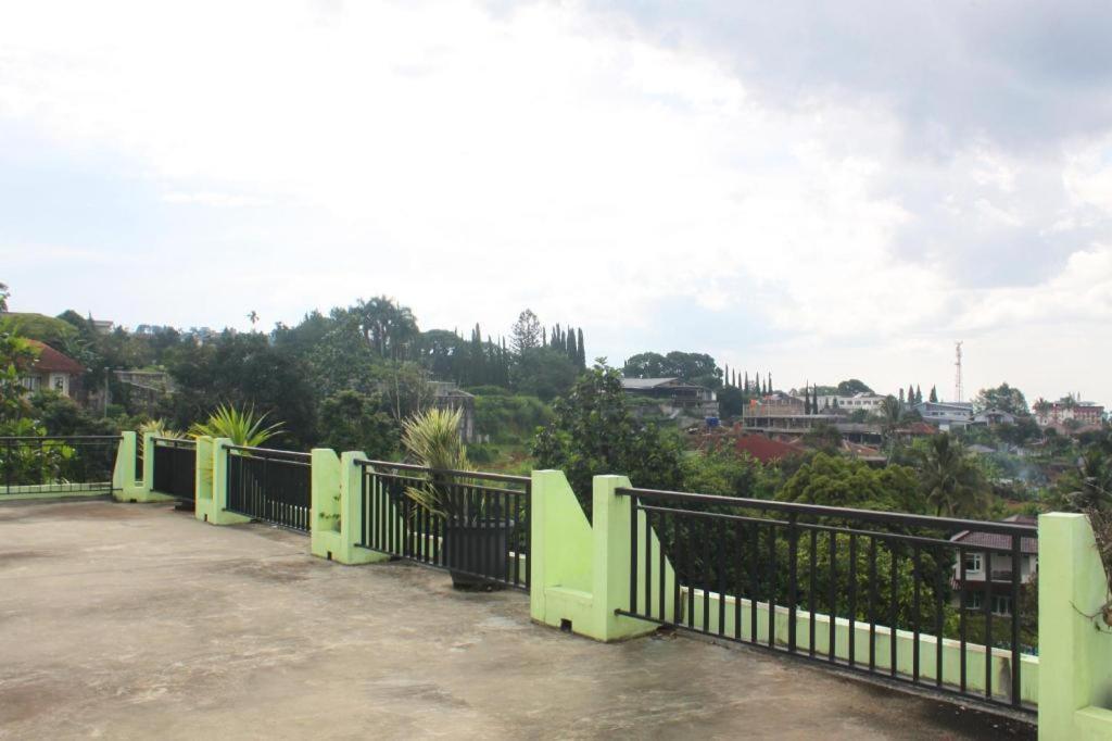 Hotel Graha Widjaja Puncak Exterior foto